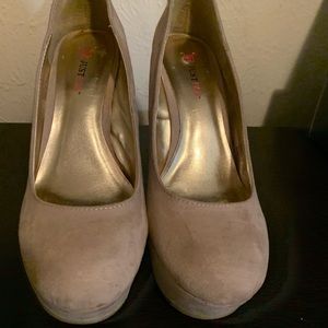Nude JustFab platform wedges